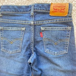 Levi’s 502 Jeans
